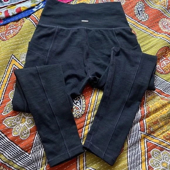 Prana Leggings size S - Picture 2 of 9